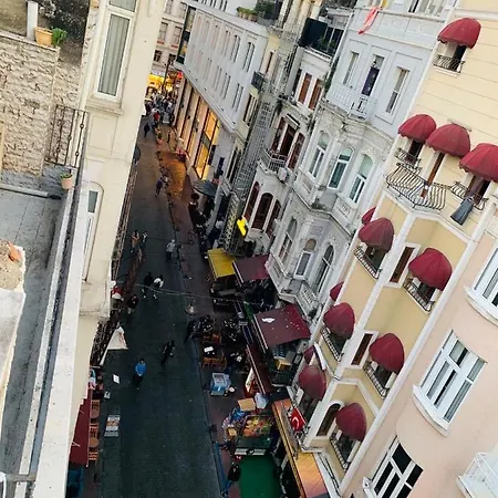 Taksim Square Istiklal Street * Κωνσταντινούπολη